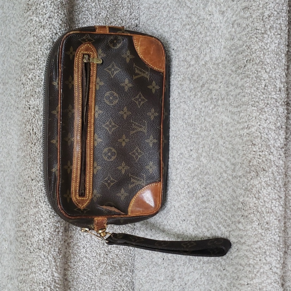 Louis Vuitton Monogram Wristlet
